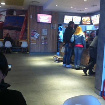McDonald's - Doggy's allowed:) - Fast Food Near Me - Misterbianco, Connecticut