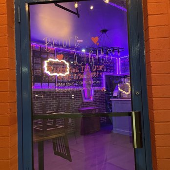 Bmore Licks - Closed store despite hours stating they were open- no notice on door, website, or social media. - Ice Cream & Frozen Yogurt Near Me - Baltimore, Maryland