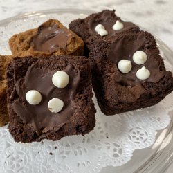 Sweet Seidners - Brownie bars at Sweet Seidner's Bake Shop in Hamden.