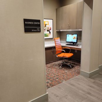 Hampton Inn & Suites Buena Park - 3/16/23- business center - Hotels Near Me - Buena Park, California