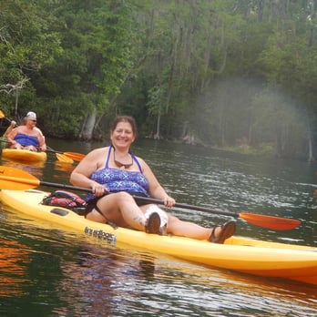 Florida Eco-Adventures - The group of kayakers that went on the trip... Mac from Florida Eco Adventures is on the far right (Green Shirt) - Rafting/Kayaking Near Me Florida Eco-Adventures - The group of kayakers that went on the trip... Mac from Florida Eco Adventures is on the far right (Green Shirt) - Rafting/Kayaking Near Me