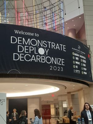 Ronald Reagan Building and International Trade Center Food Court by null