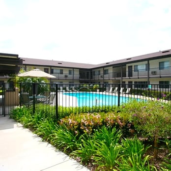 Tustin View Apartments - Resort style Living is demonstrated throughout the community with refreshing pool, Barbecue areas, beautifully landscaped area - Apartments Near Me - Santa Ana, California Tustin View Apartments - Resort style Living is demonstrated throughout the community with refreshing pool, Barbecue areas, beautifully landscaped area - Apartments Near Me - Santa Ana, California