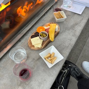 Booker Vineyard - Charcuterie board - Wineries Near Me - Paso Robles, California Booker Vineyard - Charcuterie board - Wineries Near Me - Paso Robles, California