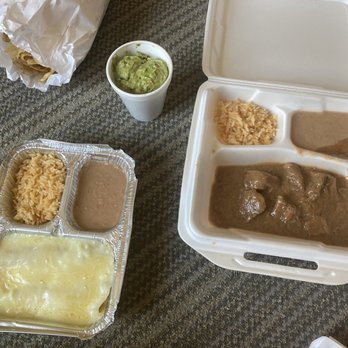 Garcia's - $28 pre tip got us small guac/chips, sour cream chicken enchiladas, and a carne guisada plate. Only chips/guac leftover. - Mexican Near Me - San Marcos, Texas Garcia's - $28 pre tip got us small guac/chips, sour cream chicken enchiladas, and a carne guisada plate. Only chips/guac leftover. - Mexican Near Me - San Marcos, Texas
