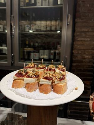 Irati Taverna Basca by null