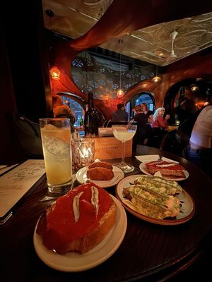 Bar Raval by null