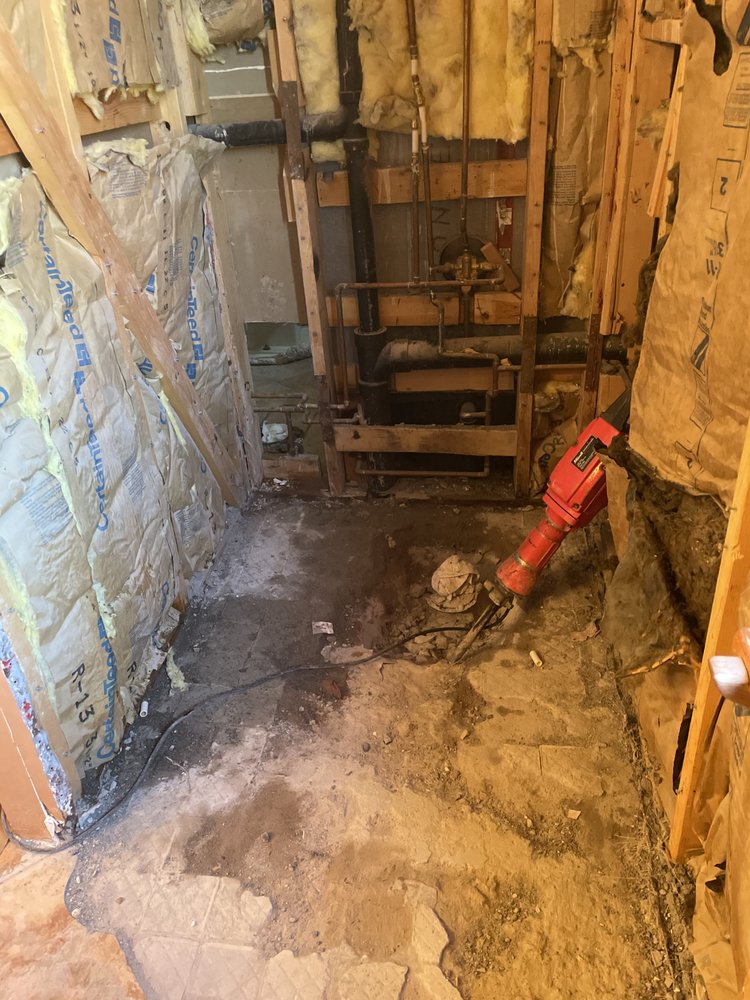 Slide of AquaMac Plumbing