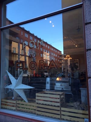 Café Pom & Flora Södermalm by null