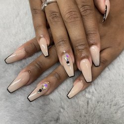 Jolies Nails - T's Work