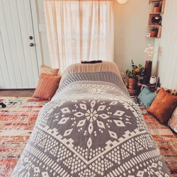 Entelechy Visions - In Person Energy Healing Sessions near Old Town Scottsdale