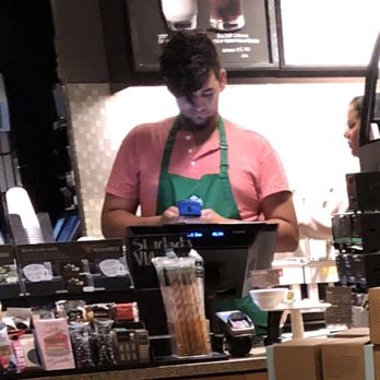 Starbucks - Coffee & Tea Near Me - Boston, Massachusetts