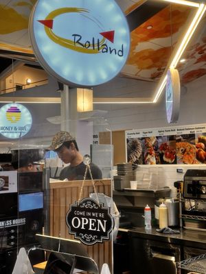 Sushi Rolland | Japanese Restaurant by null