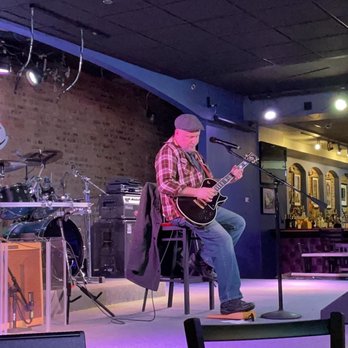 Buddy Guy's Legends - Jazz & Blues Near Me - Chicago, Illinois