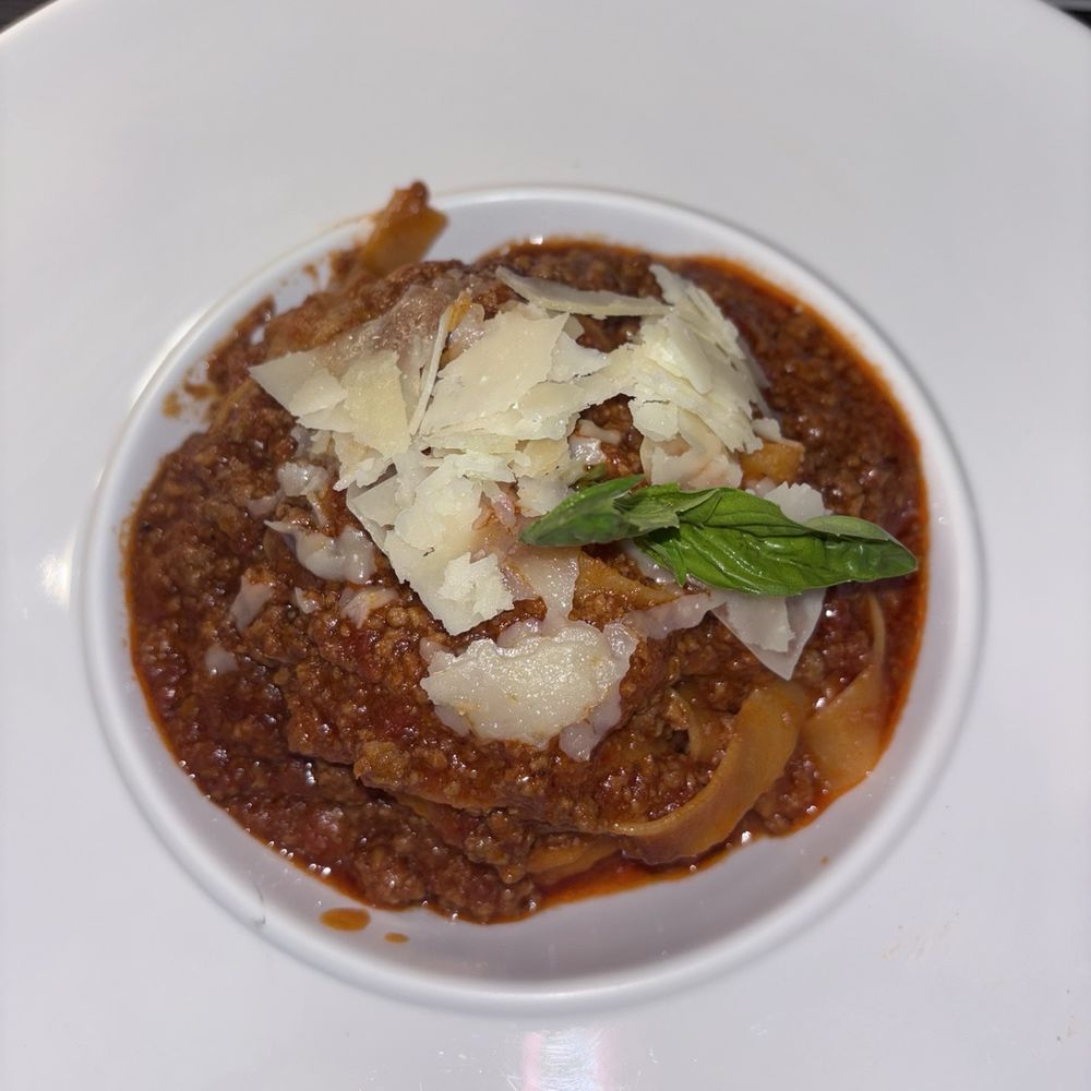 American Way Pasta - Fettuccine Bolognese - Wine Bars Near Me - Phoenix, Arizona American Way Pasta - Fettuccine Bolognese - Wine Bars Near Me - Phoenix, Arizona