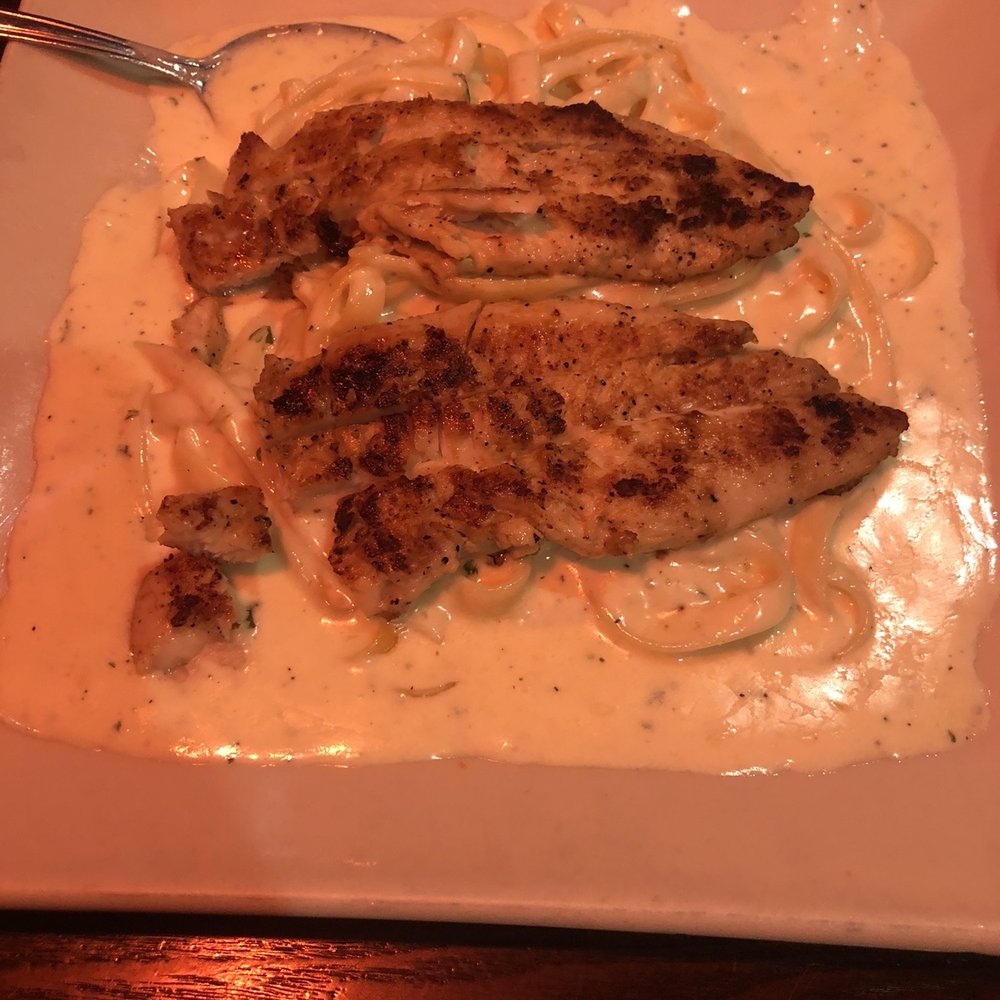 Casa Del Mare - Chicken fettuccine - Italian Near Me - Paris, Texas