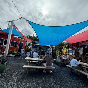 Sweet Hula - Outside - Acai Bowls Near Me - Kihei , Hawaii