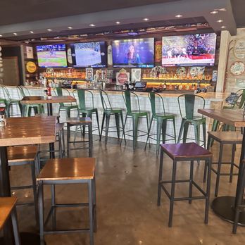 The Mainland Kitchen & Pub - American Near Me - Manahawkin, New Jersey The Mainland Kitchen & Pub - American Near Me - Manahawkin, New Jersey