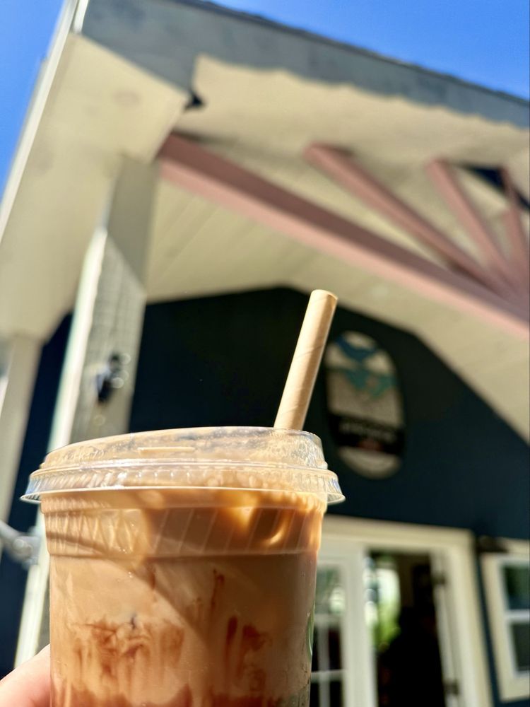 Precipice Coffee Logo