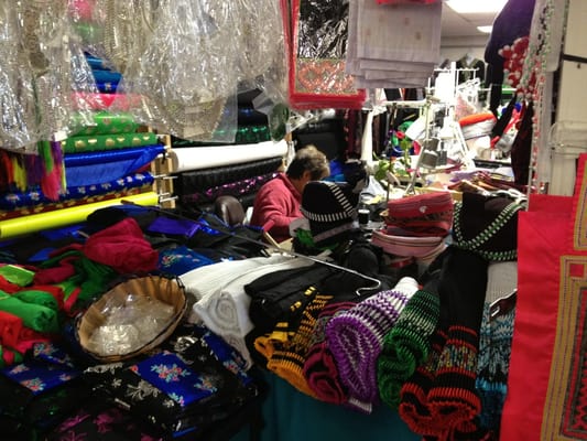 Phongsavan Market Place by null