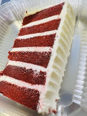 Bakery Items (Single Serve Desserts) - Here are some of the items that are available daily in our bakery. We offers cake slices, comfort desserts (banana puddings, bread pudding, pound cakes, cookies, creme brulee, brownies, blondies, cinnamon buns, cheesecake, tarts, coffee, lattes, lemonade, and more) and brunch (on Saturday and Sunday only).