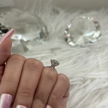 Golden String - Obsessed! - Jewelry Near Me - Los Angeles, California Golden String - Obsessed! - Jewelry Near Me - Los Angeles, California