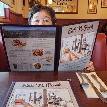 Eat'n Park Restaurant - Happy birthday, Mama Goto! - American Near Me - Burbank, California Eat'n Park Restaurant - Happy birthday, Mama Goto! - American Near Me - Burbank, California