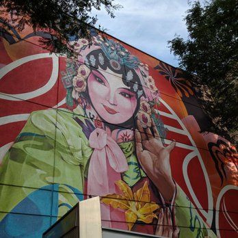 Quartier Chinois / Chinatown - Pretty mural of a Chinese woman - Local Flavor Near Me - Montreal, Quebec Quartier Chinois / Chinatown - Pretty mural of a Chinese woman - Local Flavor Near Me - Montreal, Quebec