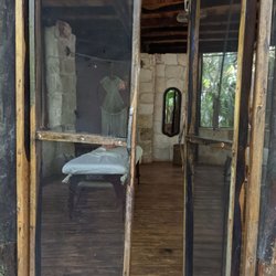 Mayan Clay - Massage room