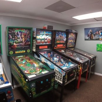 Video Game Rescue - 5 of the current 7 pinball games available to play in the VGR Arcade. - Video Game Stores Near Me - Jacksonville, Florida
