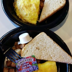 Colorado Sports Bar & Grill - Omelete (split)