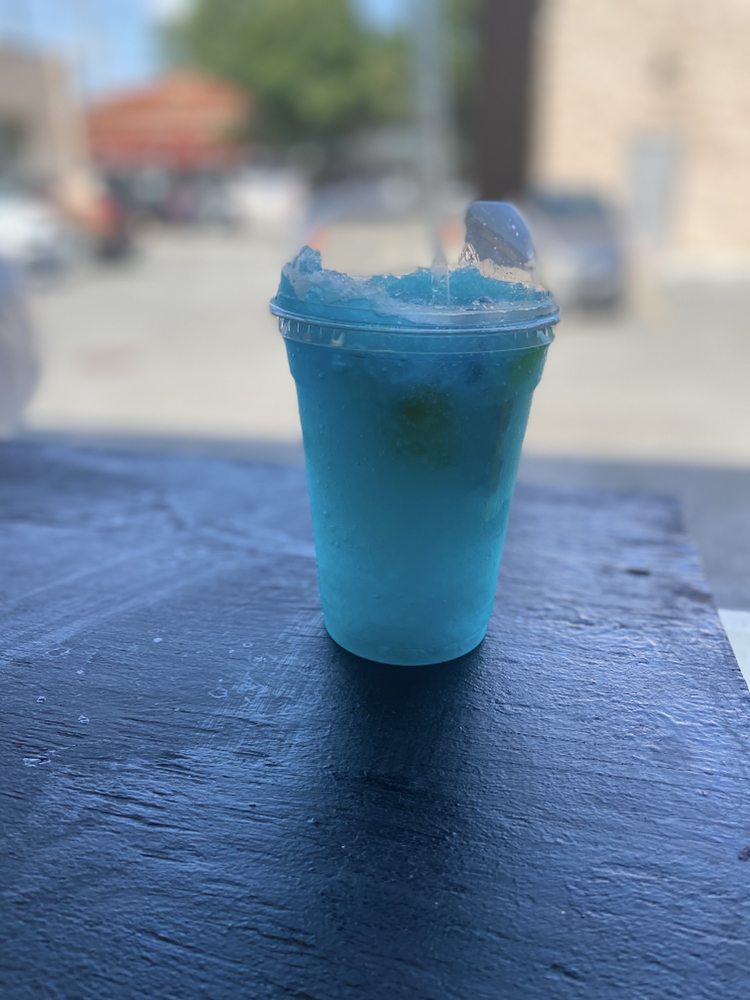 SUGAR RUSH CANDY SHOP NOW OPEN Updated October 2024 68 Photos 415 E 71st, Chicago