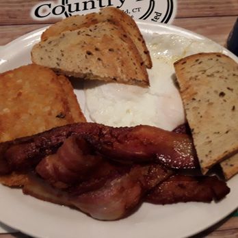 The Country Diner - Yukon Cornelius 9/18/24 - Diners Near Me - Enfield, Connecticut