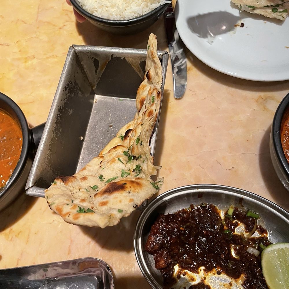 Dishoom - Garlic naan - Indian Near Me - London, XGL