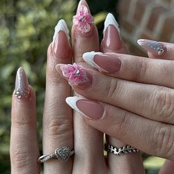 Absolute Nails Salon