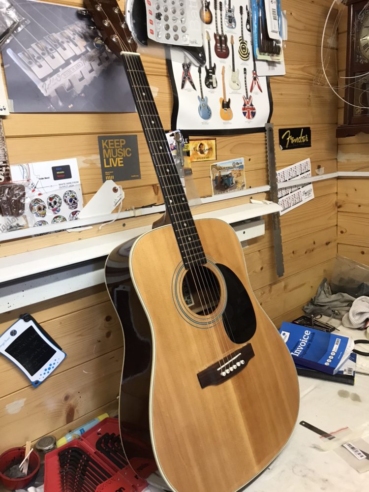 GUITAR CABIN Updated April 2024 London, United Kingdom Musical