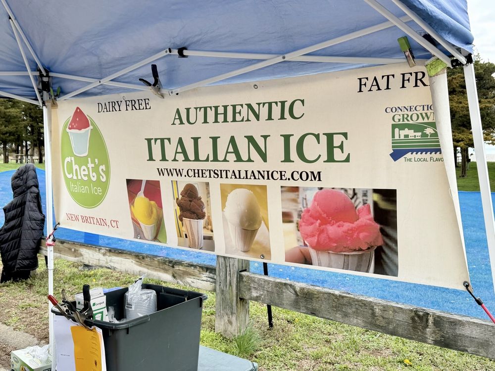 Chet's Italian Ice Logo