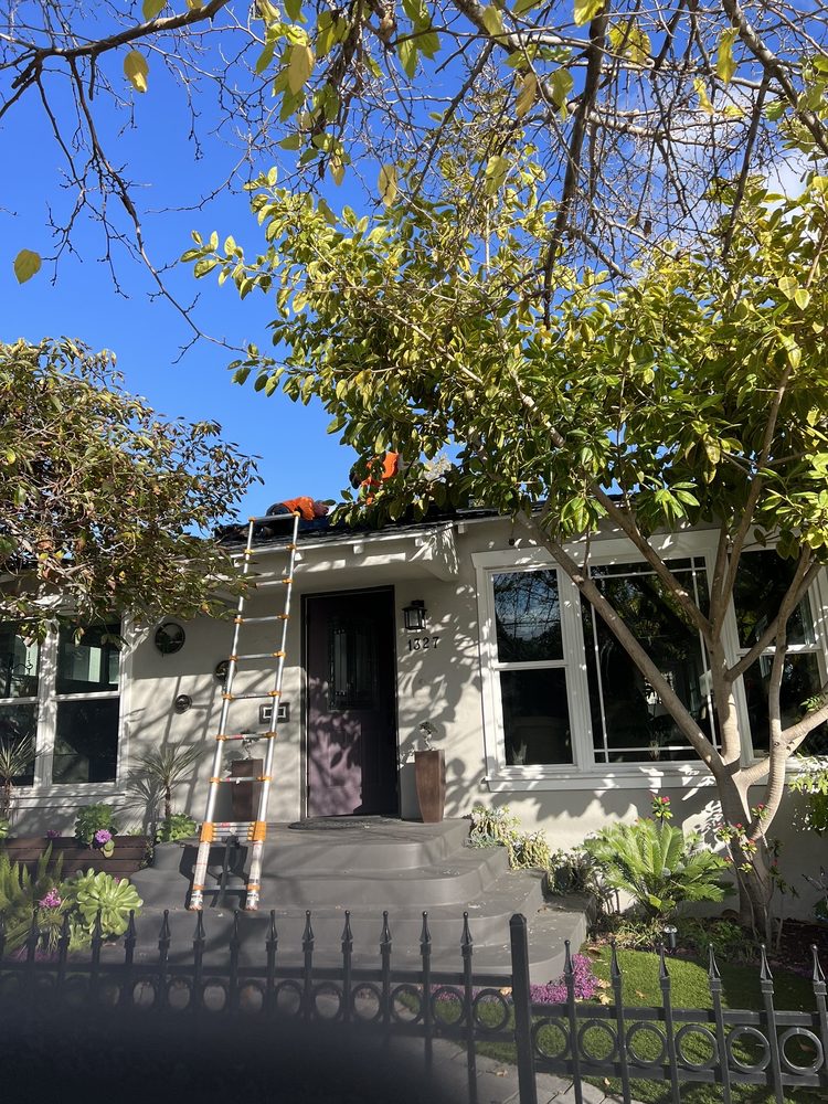 Slide of Construction Services Unlimited