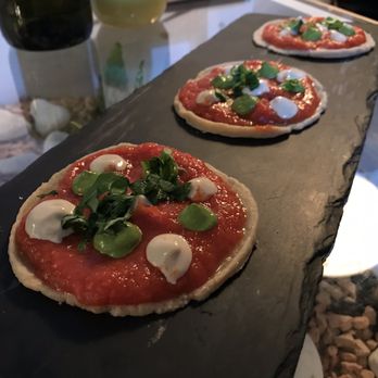 Solo Crudo - Pizza - Live/Raw Food Near Me - Rome, RM Solo Crudo - Pizza - Live/Raw Food Near Me - Rome, RM