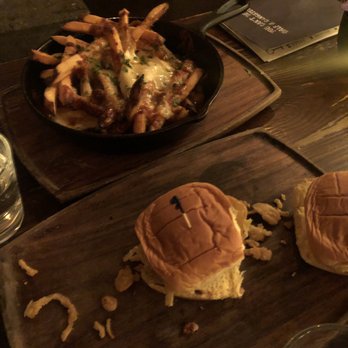 Tanner Smiths - Putine - Cocktail Bars Near Me - New York, New York