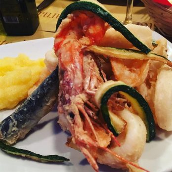 L'Osteria San Barnaba - Fried mixed fish with polenta - Italian Near Me - Venezia, VE