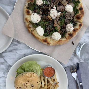 True Food Kitchen - Vegetarian Near Me - Pasadena, California