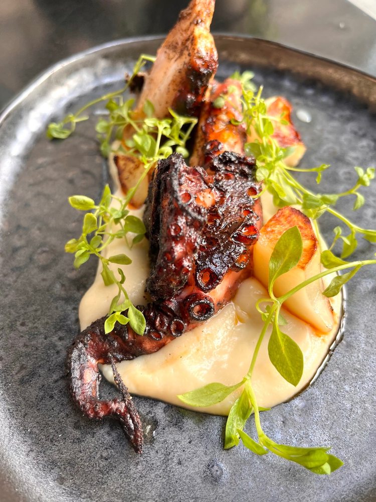 BORO BAR Updated May 2024 28 Photos Carrer de la Diputació 286