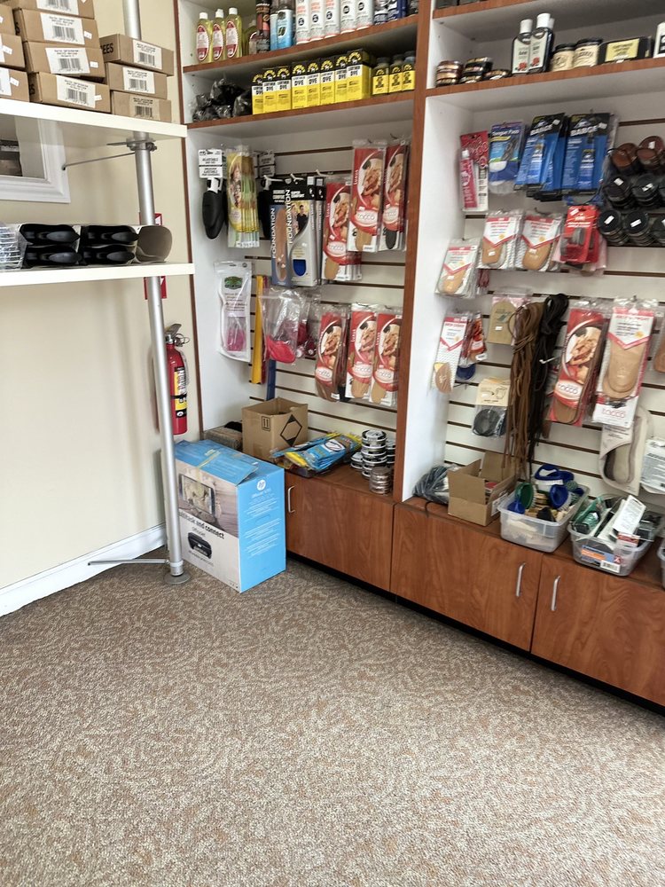 SIMON’S SHOE & LUGGAGE REPAIR Updated September 2024 21 Reviews