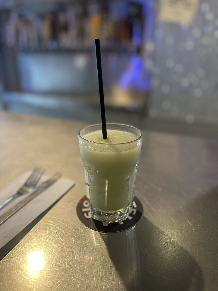 Kiwi's Pub & Grill Image