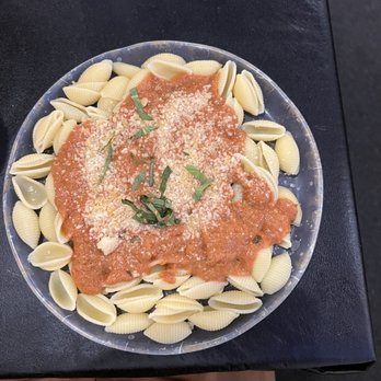 Bianellis - Pink sauce Shell Pasta - Italian Near Me - Kailua Kona, Hawaii Bianellis - Pink sauce Shell Pasta - Italian Near Me - Kailua Kona, Hawaii