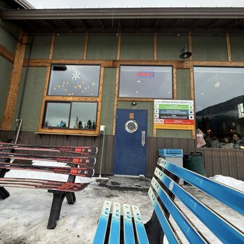 Girdwood Brewing Company - Outdoor seating - Breweries Near Me - Anchorage, Alaska Girdwood Brewing Company - Outdoor seating - Breweries Near Me - Anchorage, Alaska