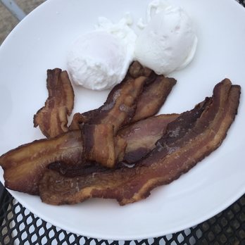 Aracely Cafe - Bacon $5 and poached eggs $2.50 each - New American Near Me - San Francisco, California