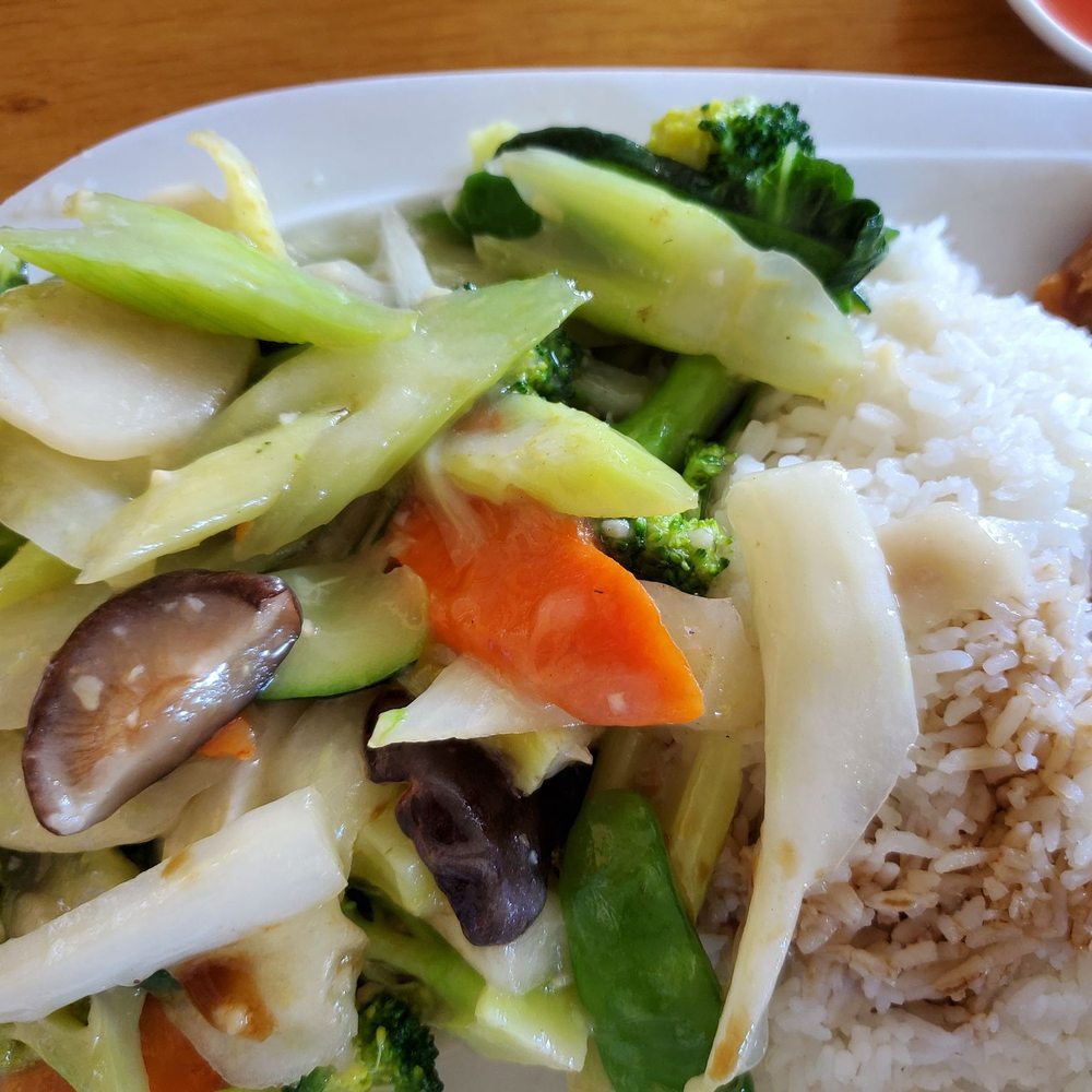 Lee's Wok - Chinese Near Me - Newport, Oregon Lee's Wok - Chinese Near Me - Newport, Oregon