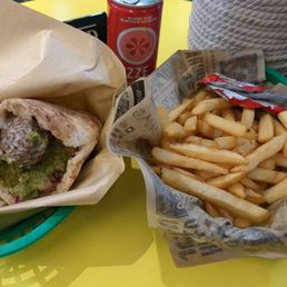 Falafel Pita